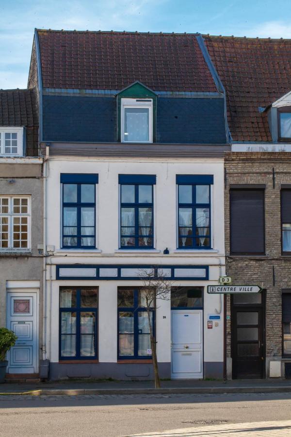 2 Gites Au Coeur De Bergues Bagian luar foto